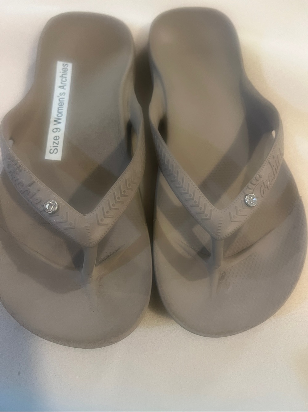 Archies brand ladies Taupe Flip Flop Sandals with Jewel Accent size 9